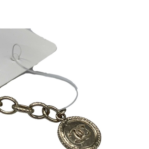 CHANEL - CC Chain Link Gold Tone Leather Bracelet - New w/ Tags - Picture 6 of 16